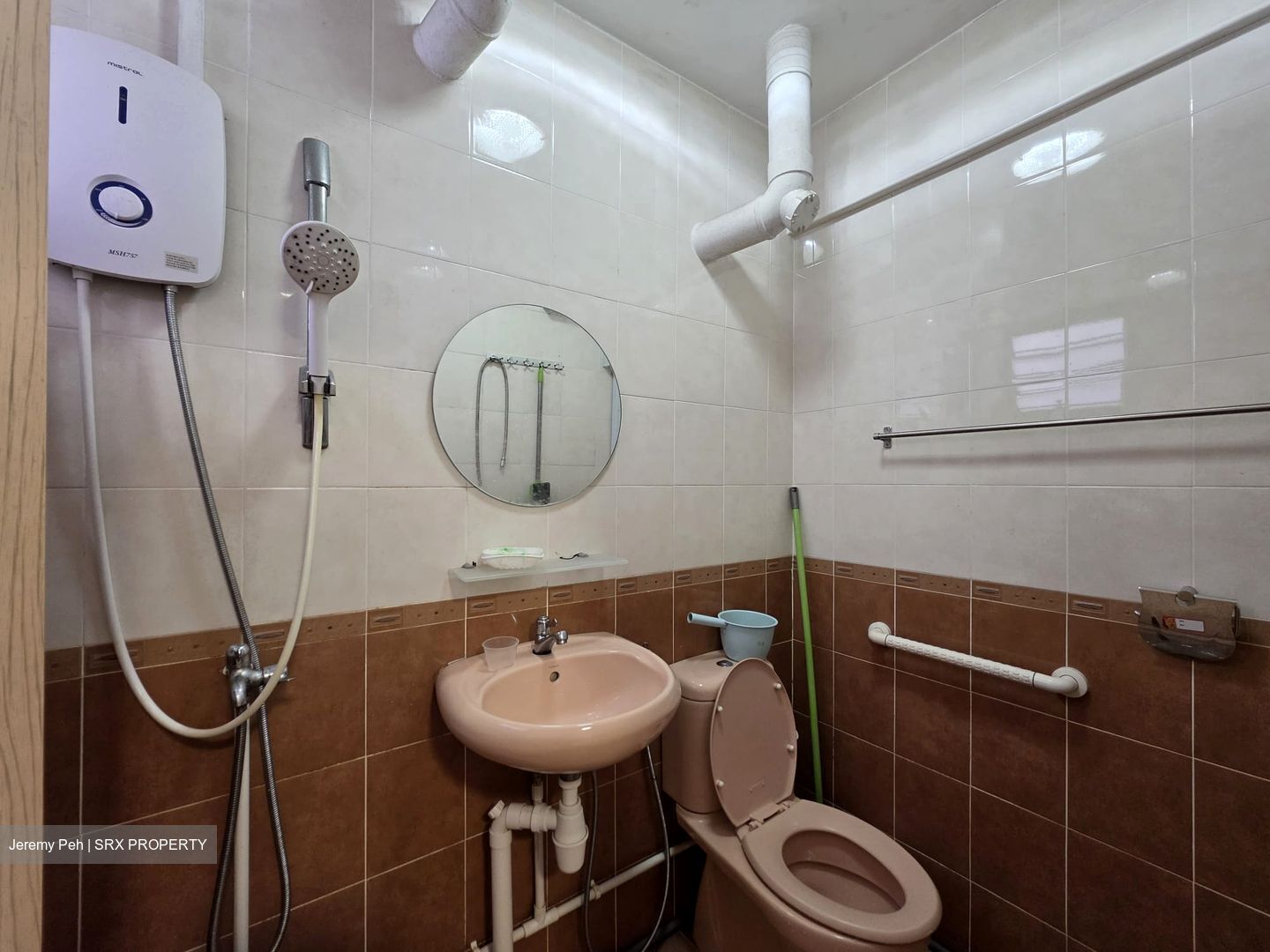 Blk 238 Gombak Gardens (Bukit Batok), HDB 3 Rooms #538255971